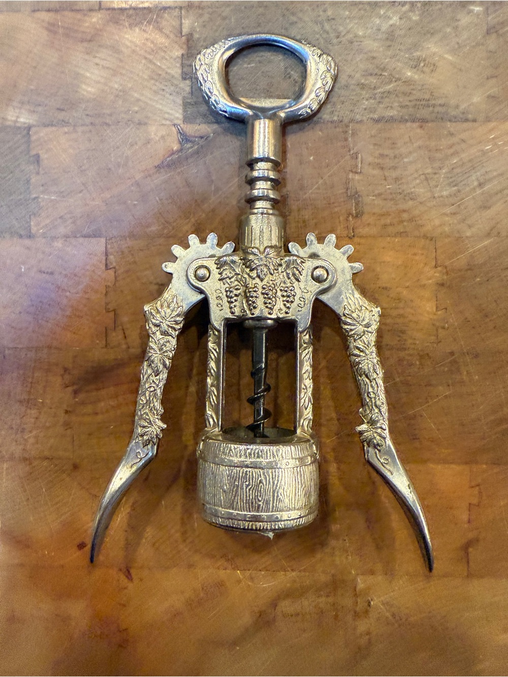 Vintage-Style Silver Winged Corkscrew Bottle Opener Grapes ordinate